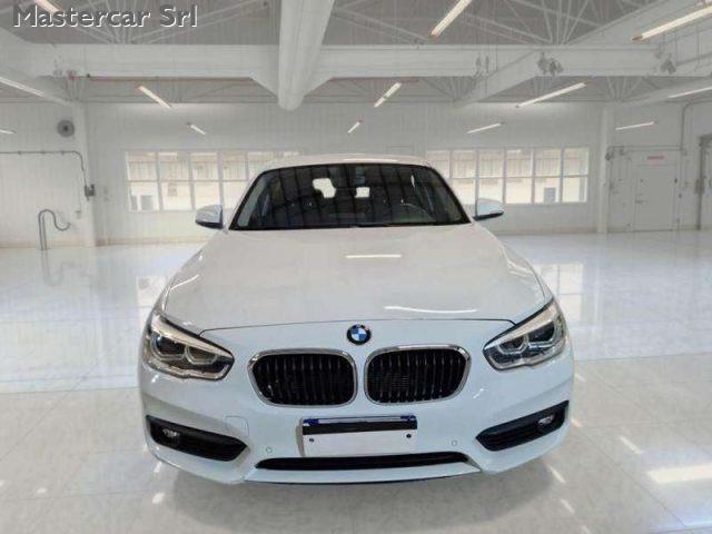 BMW 116 Serie 1 116d Advantage 5p auto - GA814GK