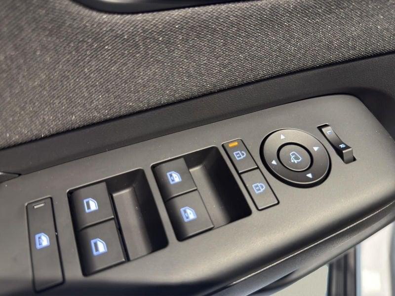 Hyundai Kona Kona 2025 5p 1.0 T-GDI 100cv 6m Business