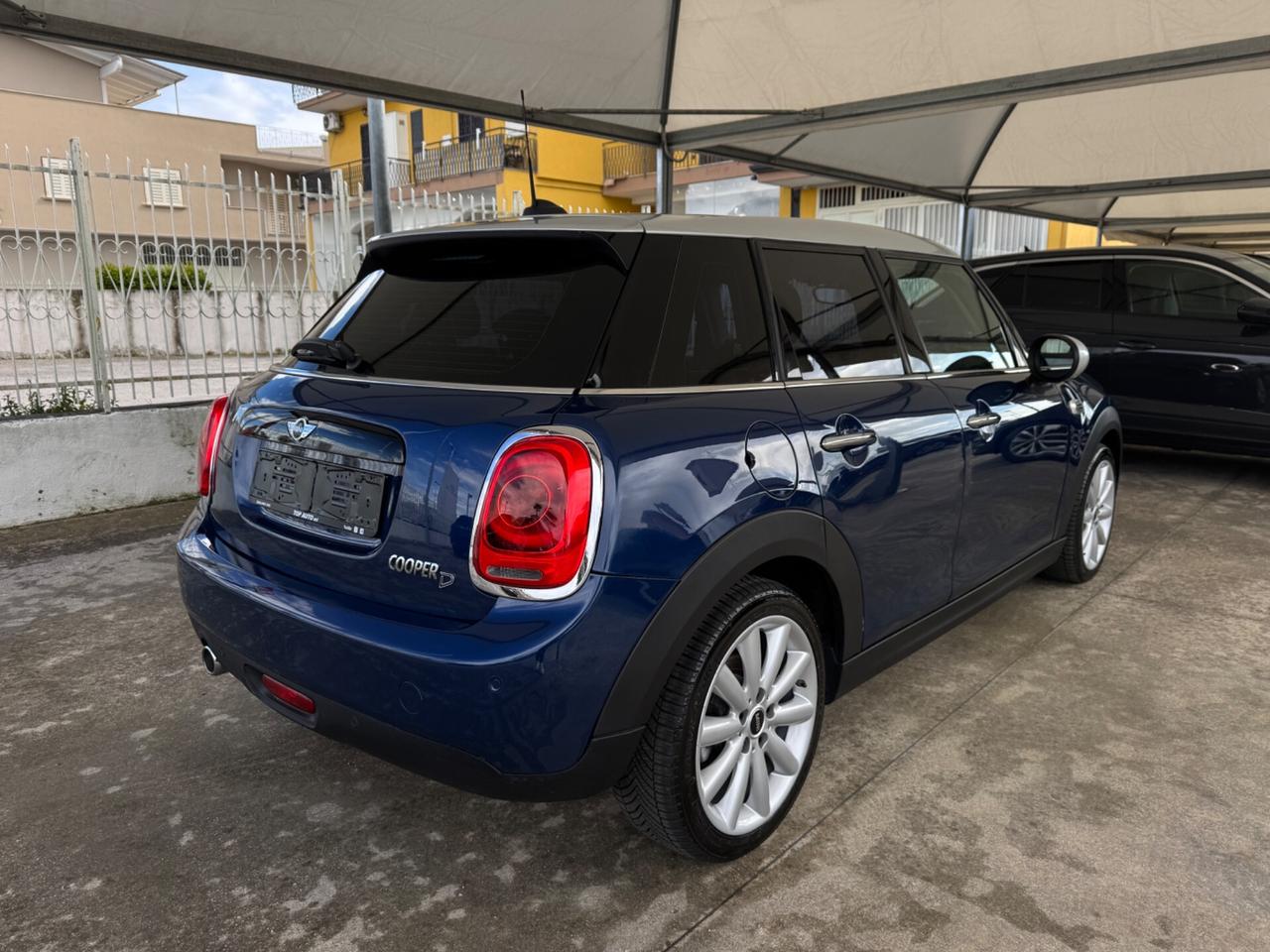 MINI 1.5 COOPER D 5p. AUT. HYPE - MY17