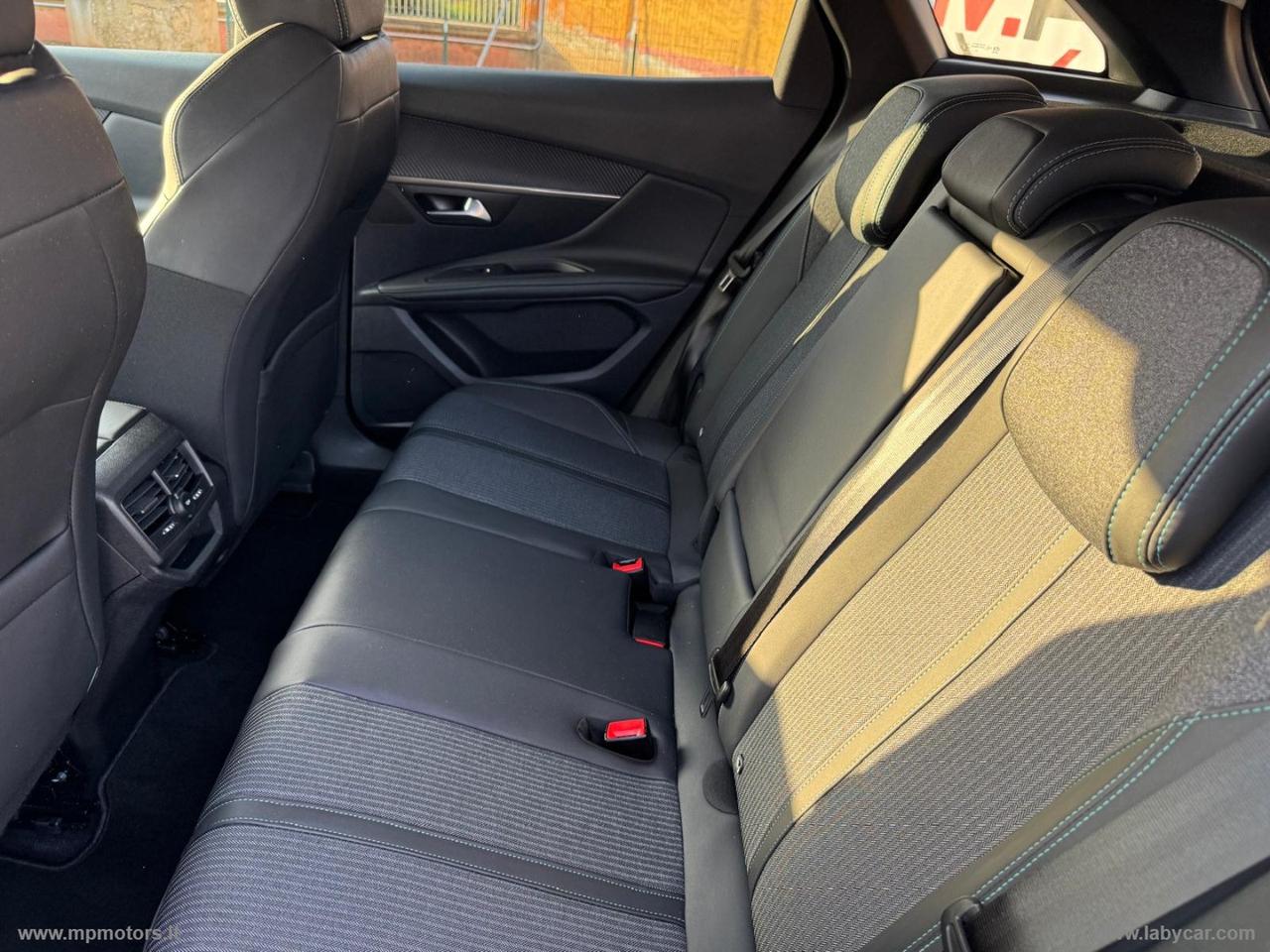 PEUGEOT 3008 ALLURE EAT8 1.5 HDi 130CV AUTOMATICA