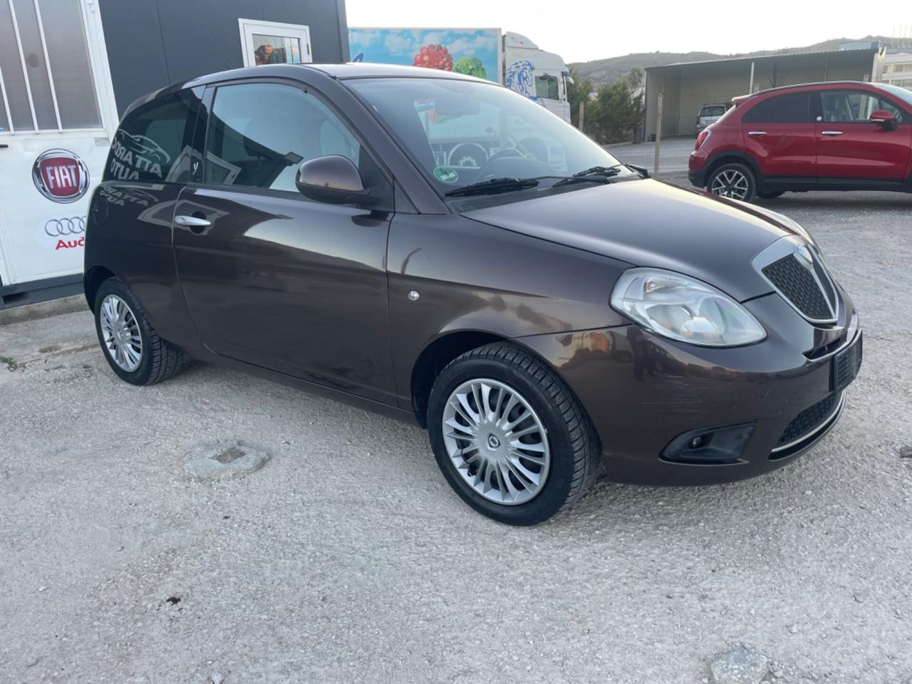 Lancia Ypsilon 1.2 Platino 2010