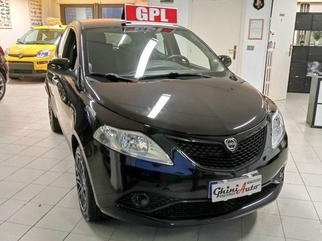 LANCIA Ypsilon 1.2 69 CV 5 porte GPL Ecochic Gold uniproprietario