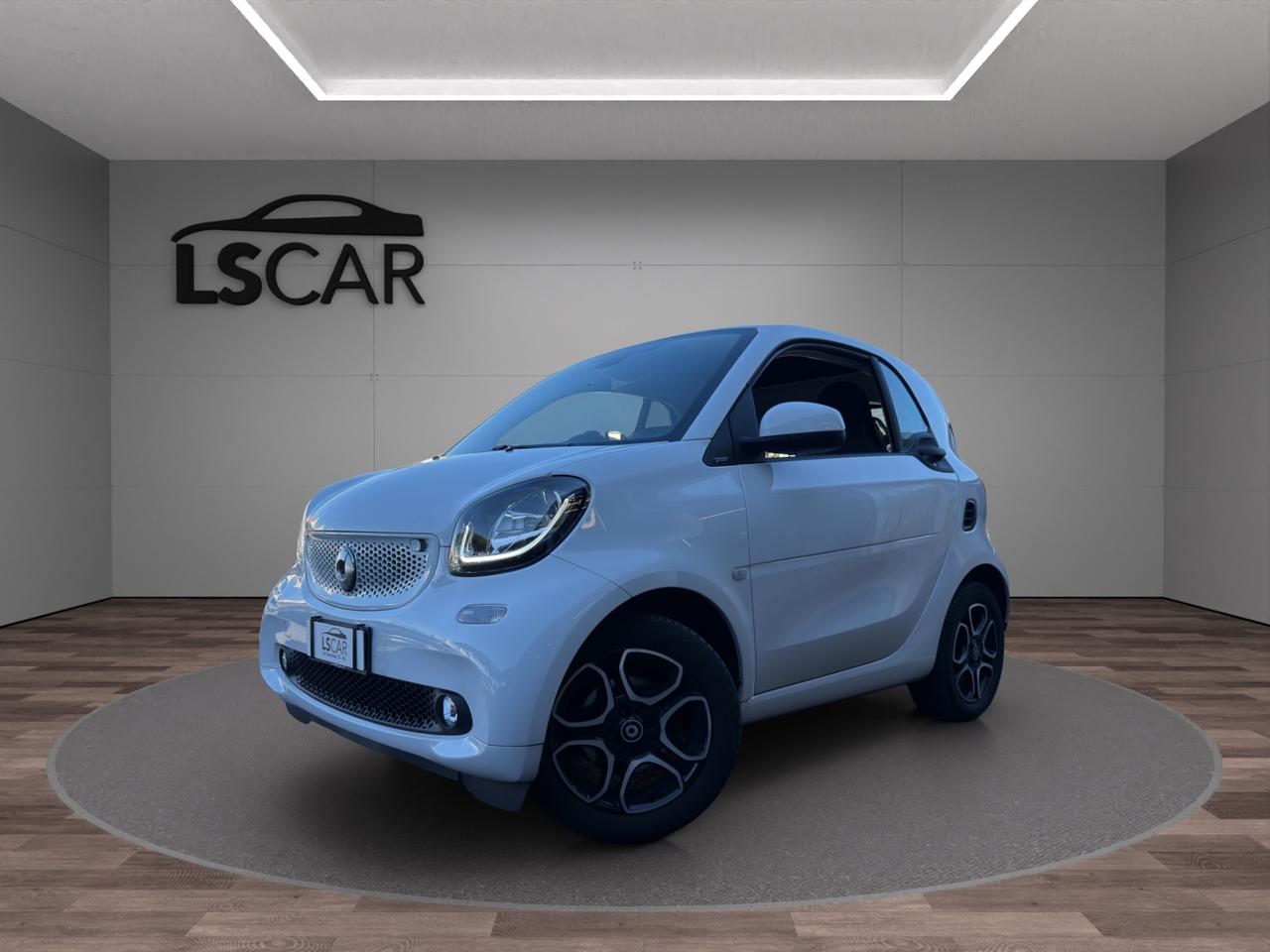 Smart fortwo coupe Fortwo 1.0 Passion 71cv - Unipro - Promo Finanziamento - Cerchi in lega - Sedili riscaldabili - LED - Bracciolo