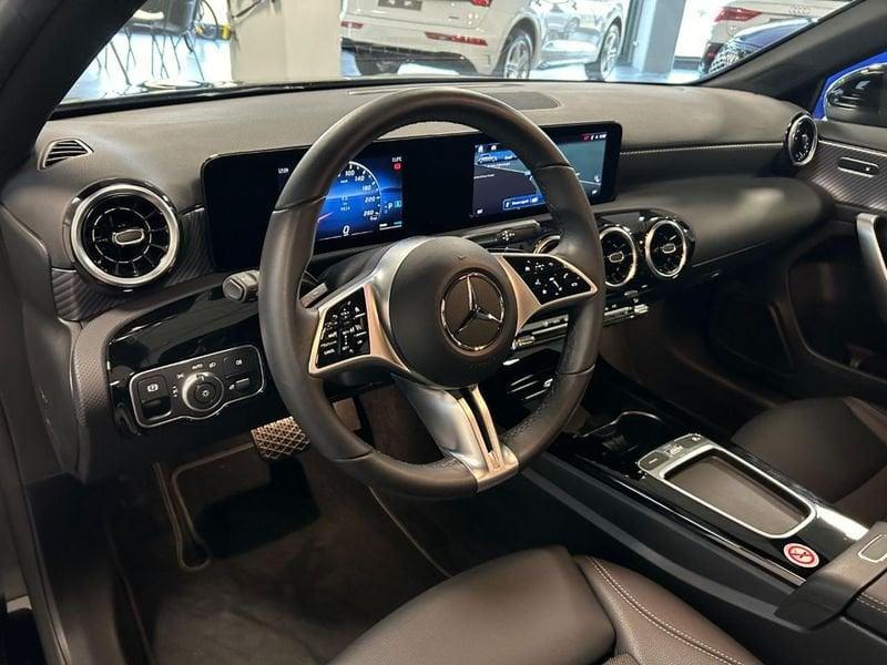 Mercedes-Benz Classe A A 180 Automatic (NUOVO MODELLO)