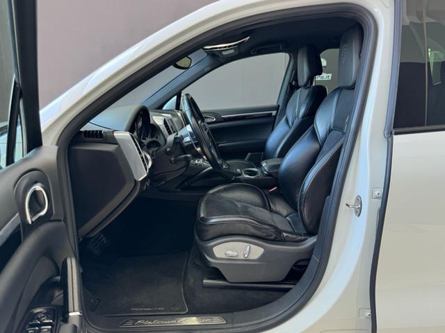 PORSCHE Cayenne 3.0 Diesel Platinum Edition