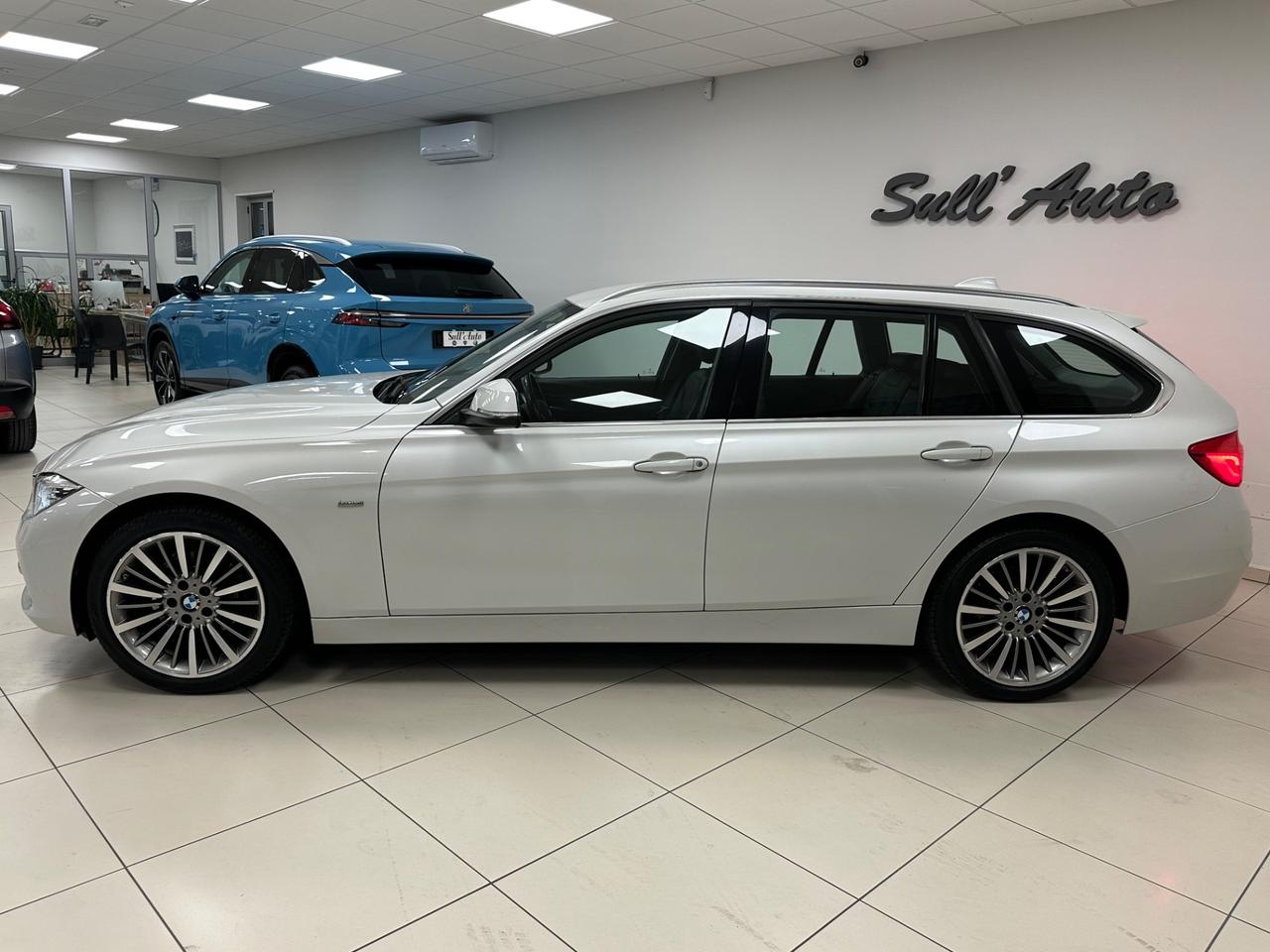Bmw 318 318d Touring 150 Cv Luxury - 2016
