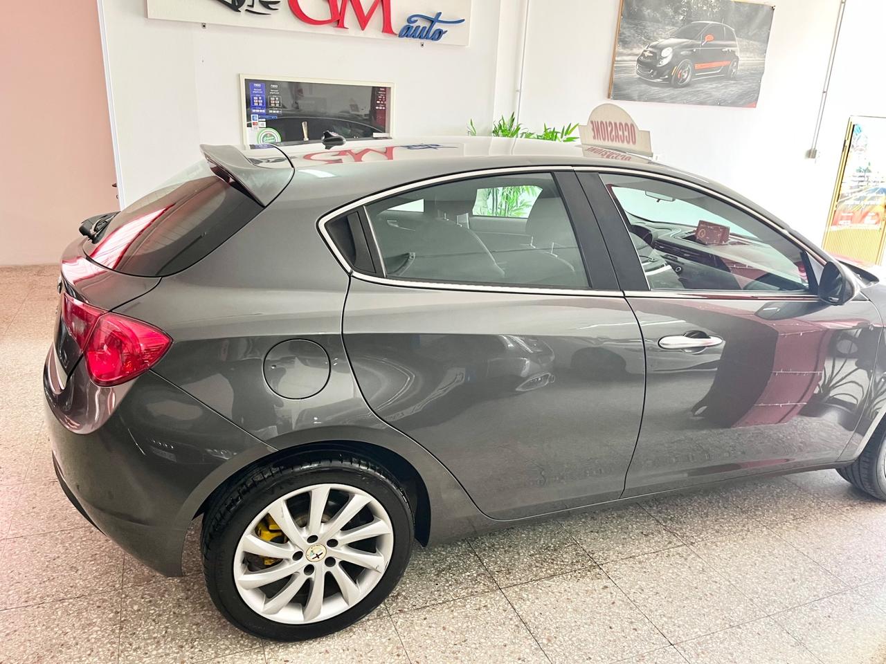 Alfa Romeo Giulietta 1.6 JTDm-2 105 CV Distinctive