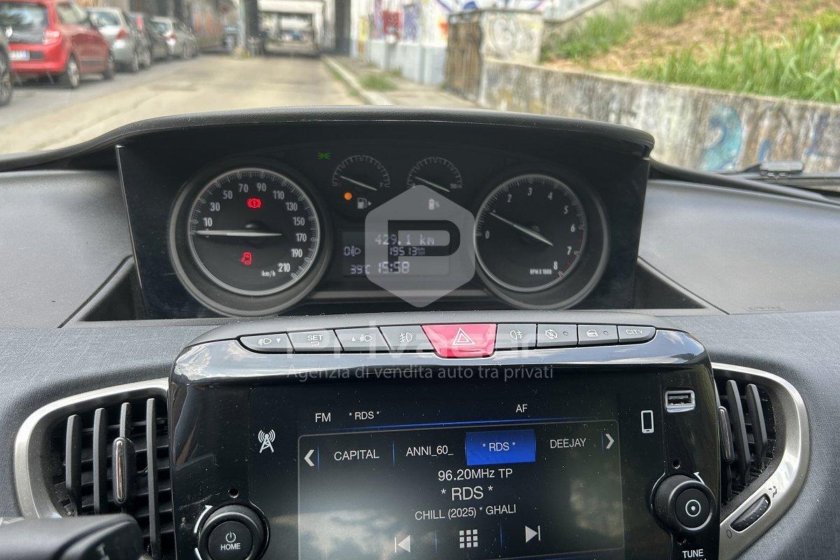 LANCIA Ypsilon 1.0 FireFly 5 porte S&S Hybrid Ecochic Gold