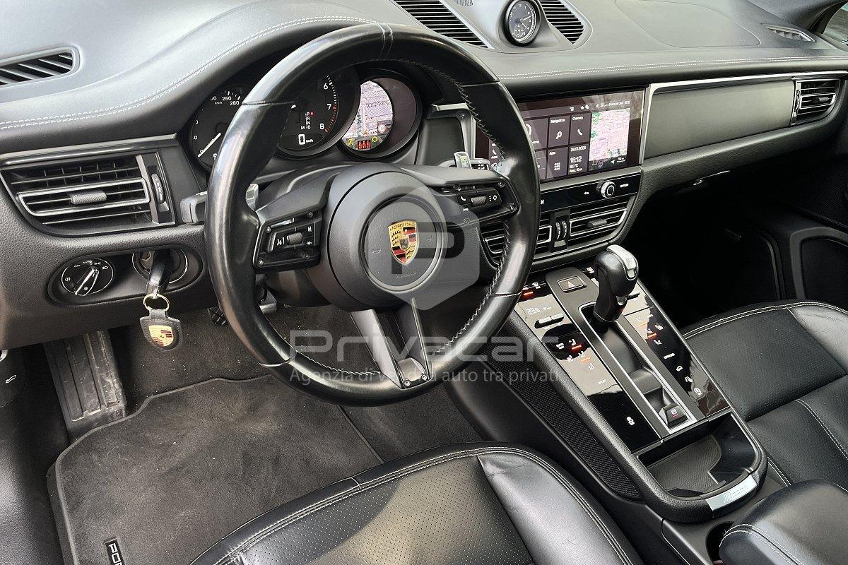 PORSCHE Macan 2.0