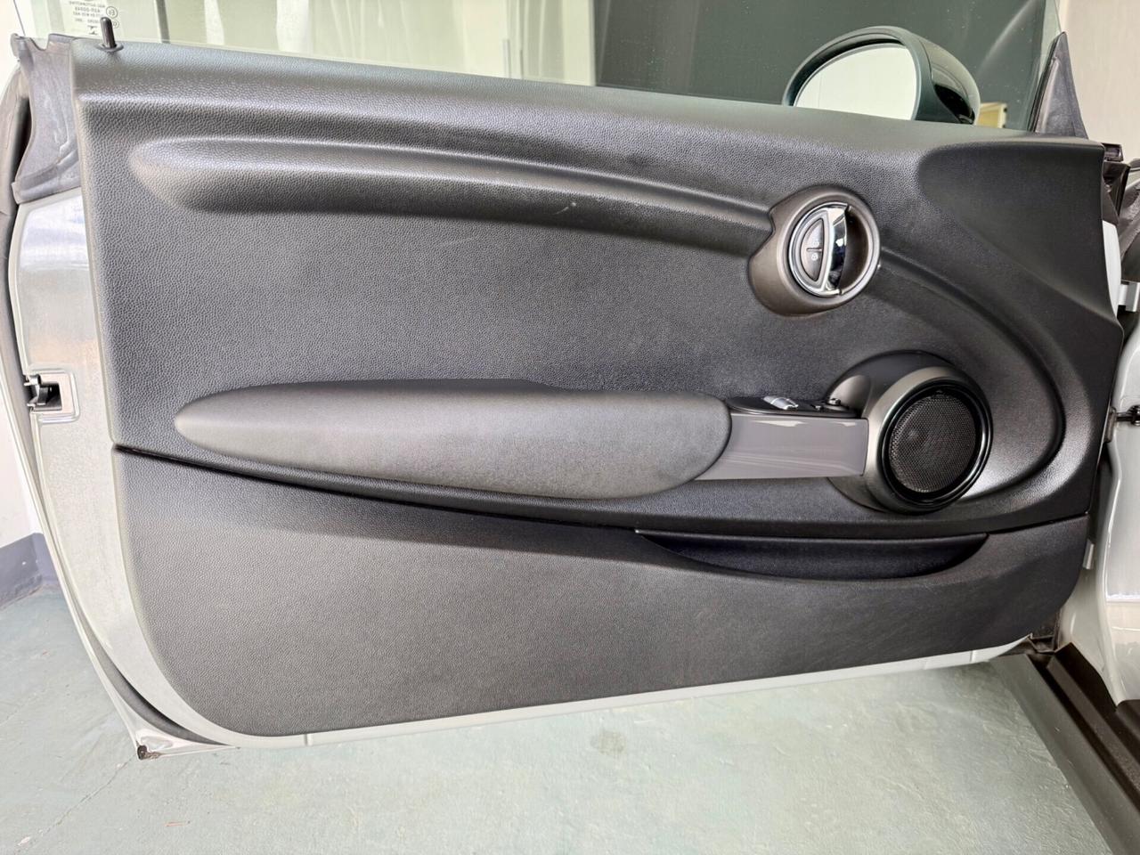 Mini 1.5 Cooper Baker Street