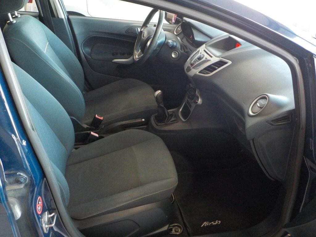 Ford Fiesta 1.2 60CV 5p. Titanium . Guidabile da neopatentati.