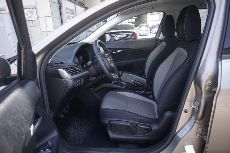 FIAT Tipo FIAT Tipo 1.4 95cv 6M Lounge 5p Unicoproprietario
