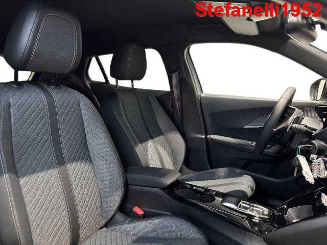 PEUGEOT 2008 1.2 hybrid Allure 136cv e-dcs6