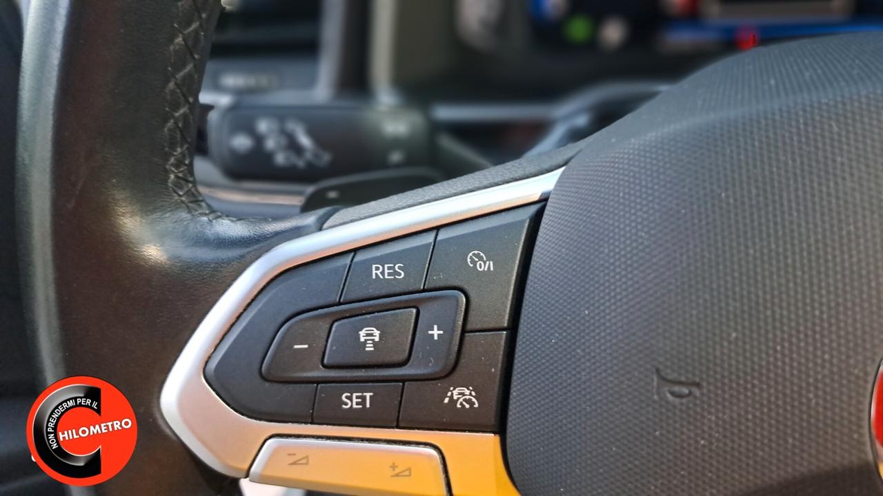 Volkswagen Taigo DSG R-Line Ufficiale Volksw