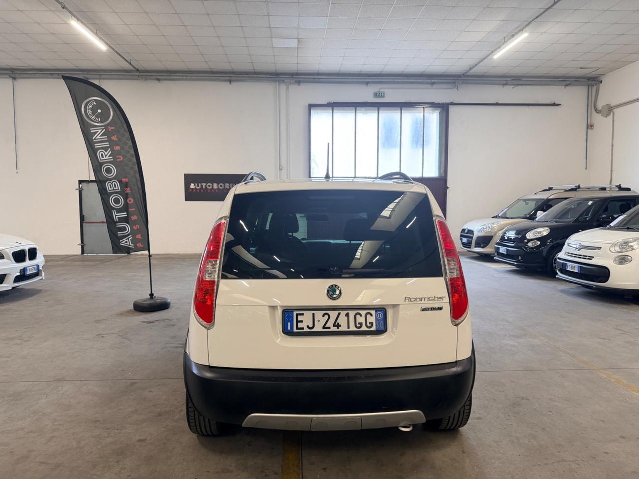 Skoda Roomster 1.2 TSI 86CV Scout