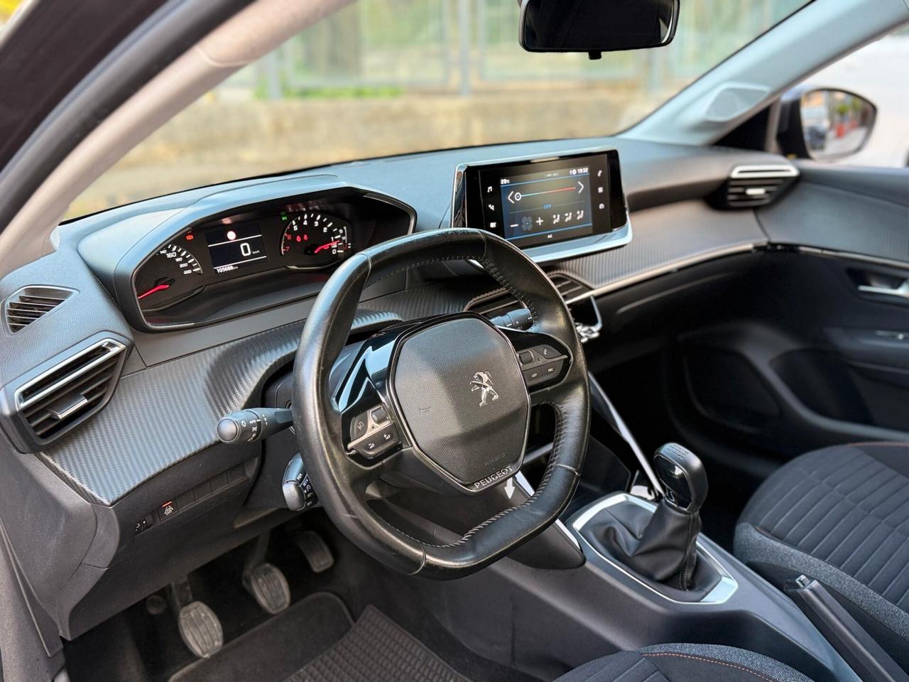 Peugeot 208 PureTech 75 CV S&S Like