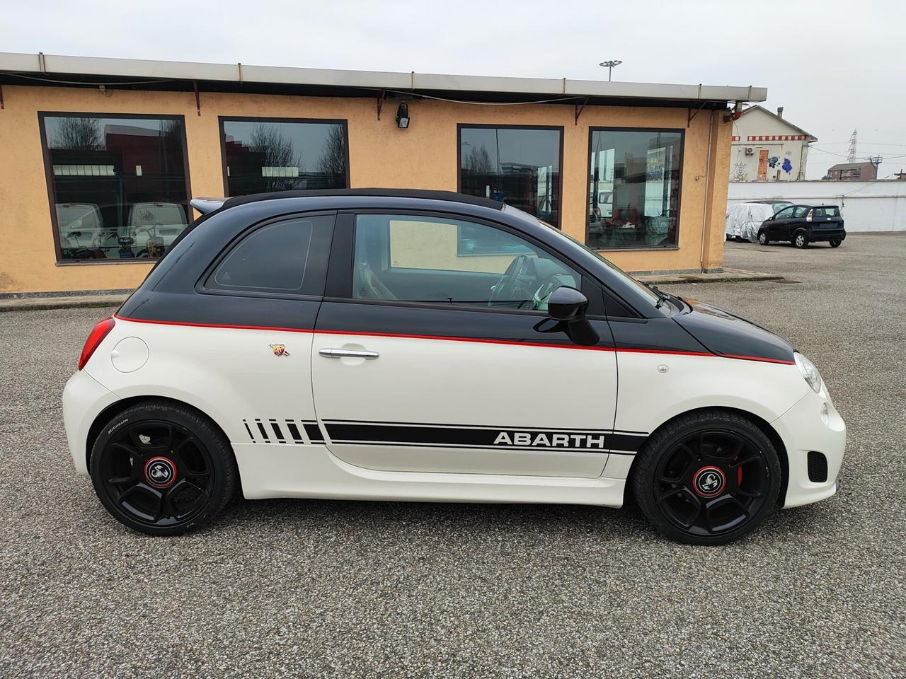 Abarth 500 C 1.4 Turbo T-Jet MTA Bicolore