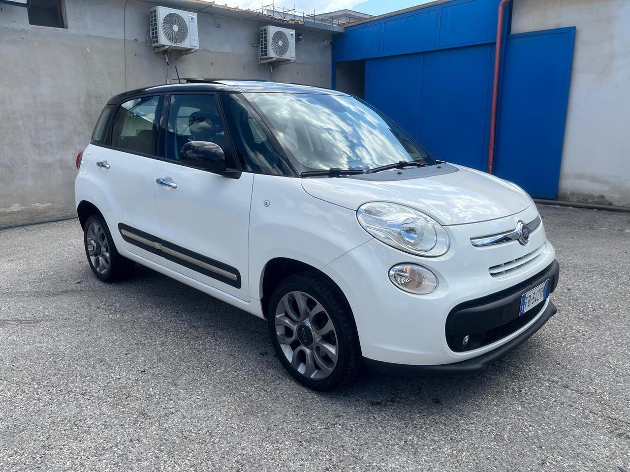 Fiat 500 L-900 metano Lounge- t.apr-11/2015