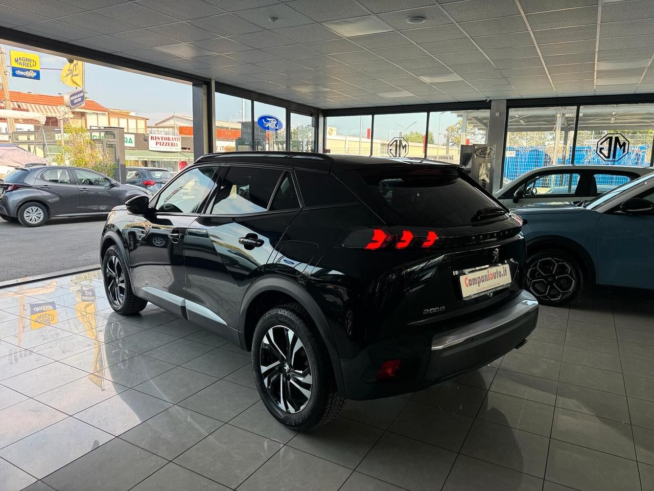 Peugeot 2008 130 S&S EAT8 Allure