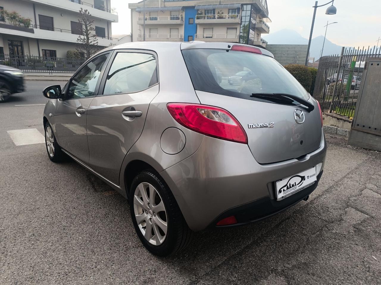 Mazda 2 1.3 75CV TRENDY CERCHI LEGA COMANDI AL VOLANTE