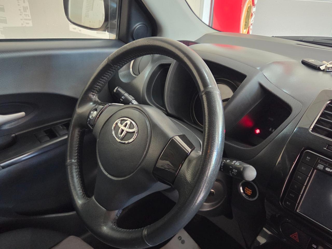 Toyota Urban Cruiser 1.4 D-4D AWD Luxury