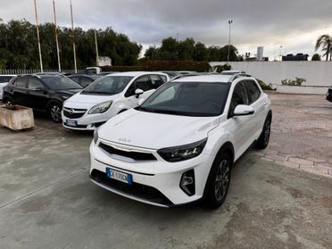 KIA STONIC 1.0 MHEV STYLE 2023 RETROCAMERA E SENSORI