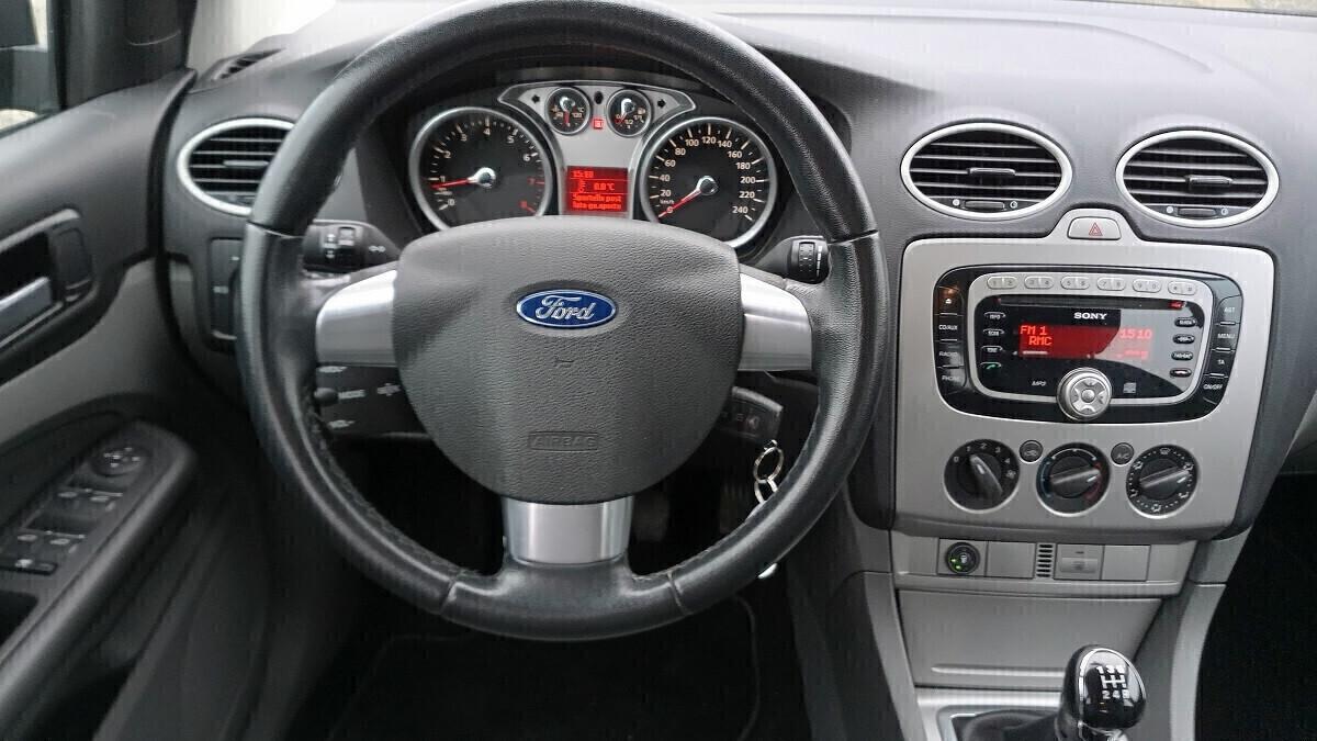 Ford Focus Style Wagon 2.0 Titanium -Gpl -