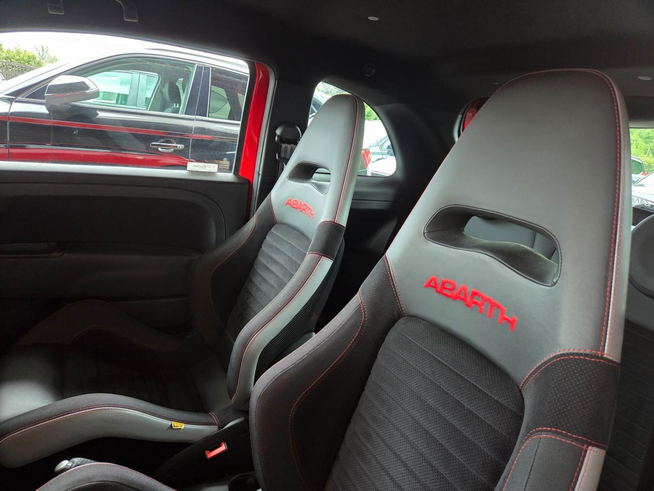 Abarth 595 1.4 Turbo T-Jet 180 CV Competizione