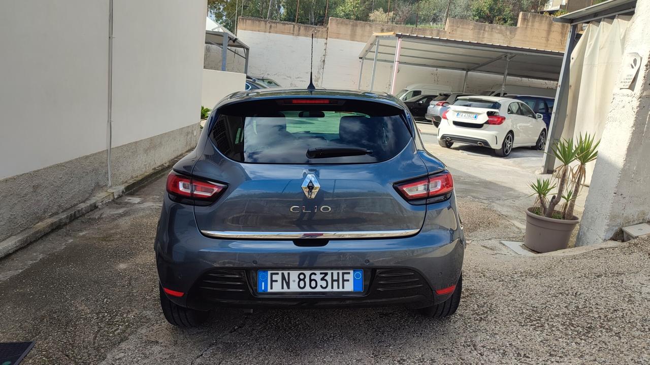 Renault Clio TETTO PANORAMICO