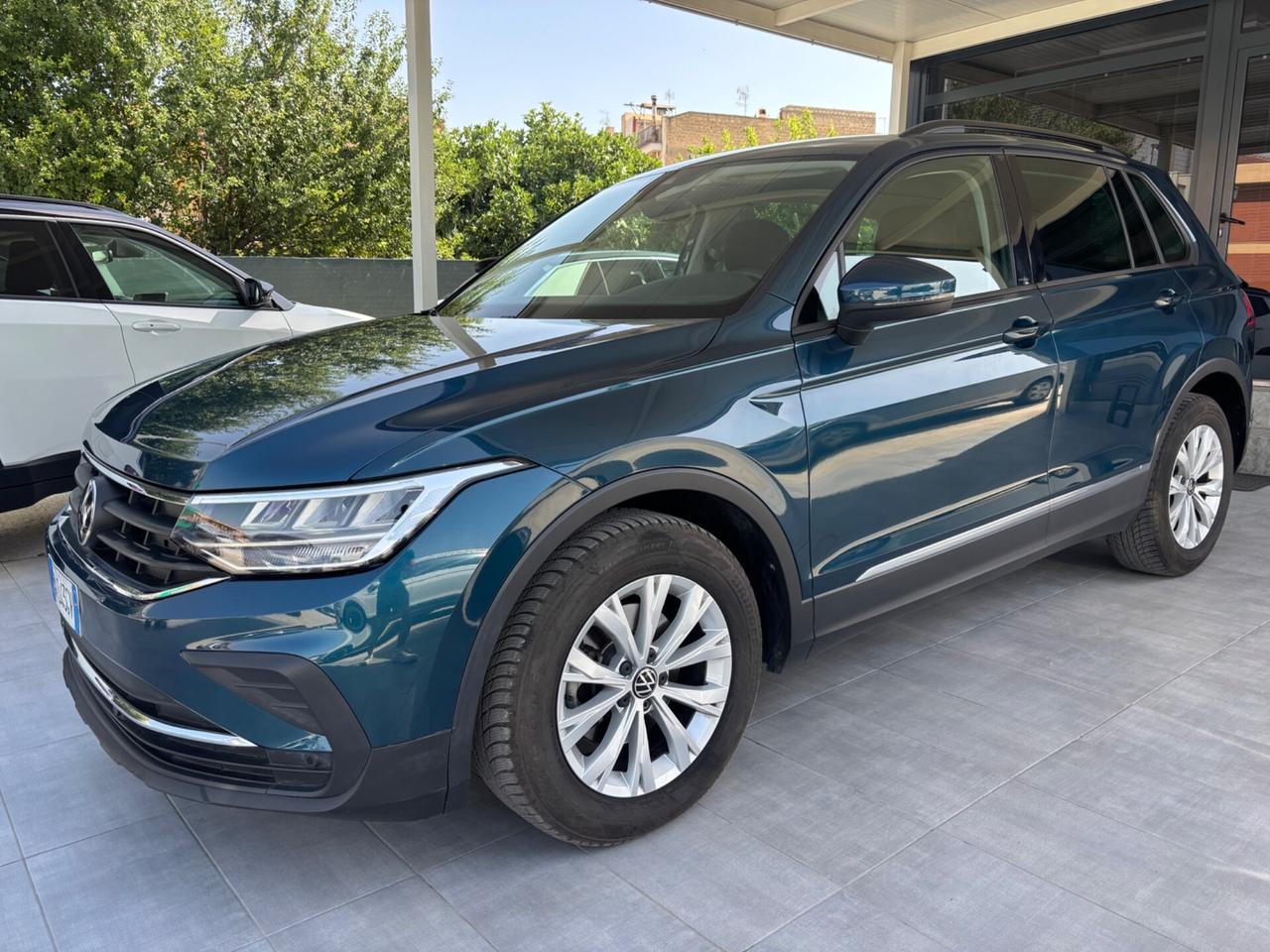 Volkswagen Tiguan 2.0 TDI 150 CV SCR DSG R-Line