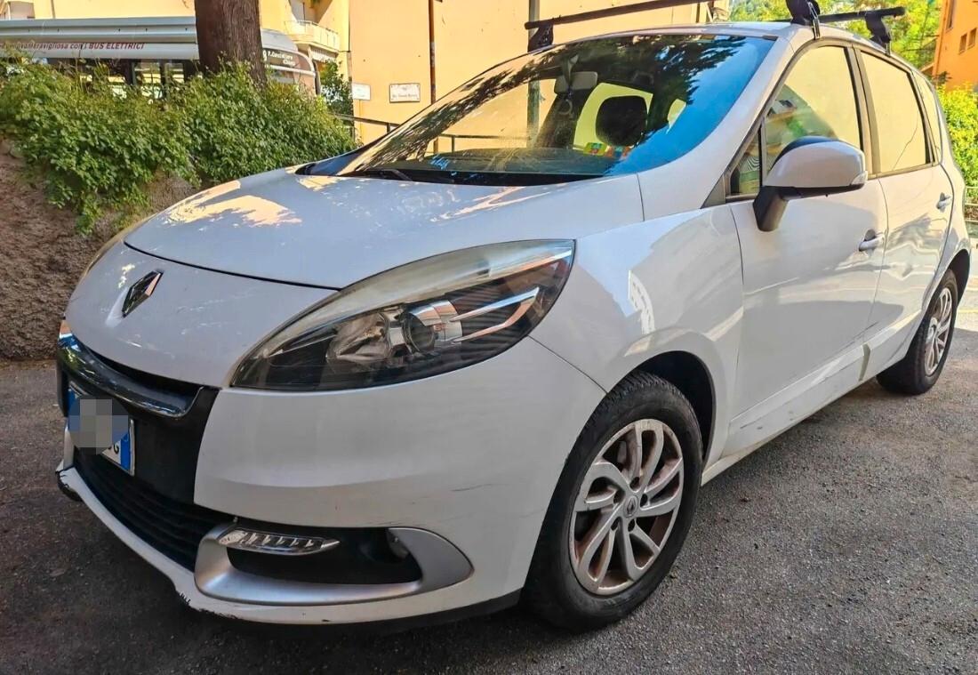 Renault Scenic monovolume OK neopatentati