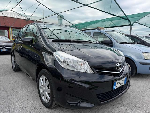 TOYOTA Yaris 1.0 5 porte Lounge