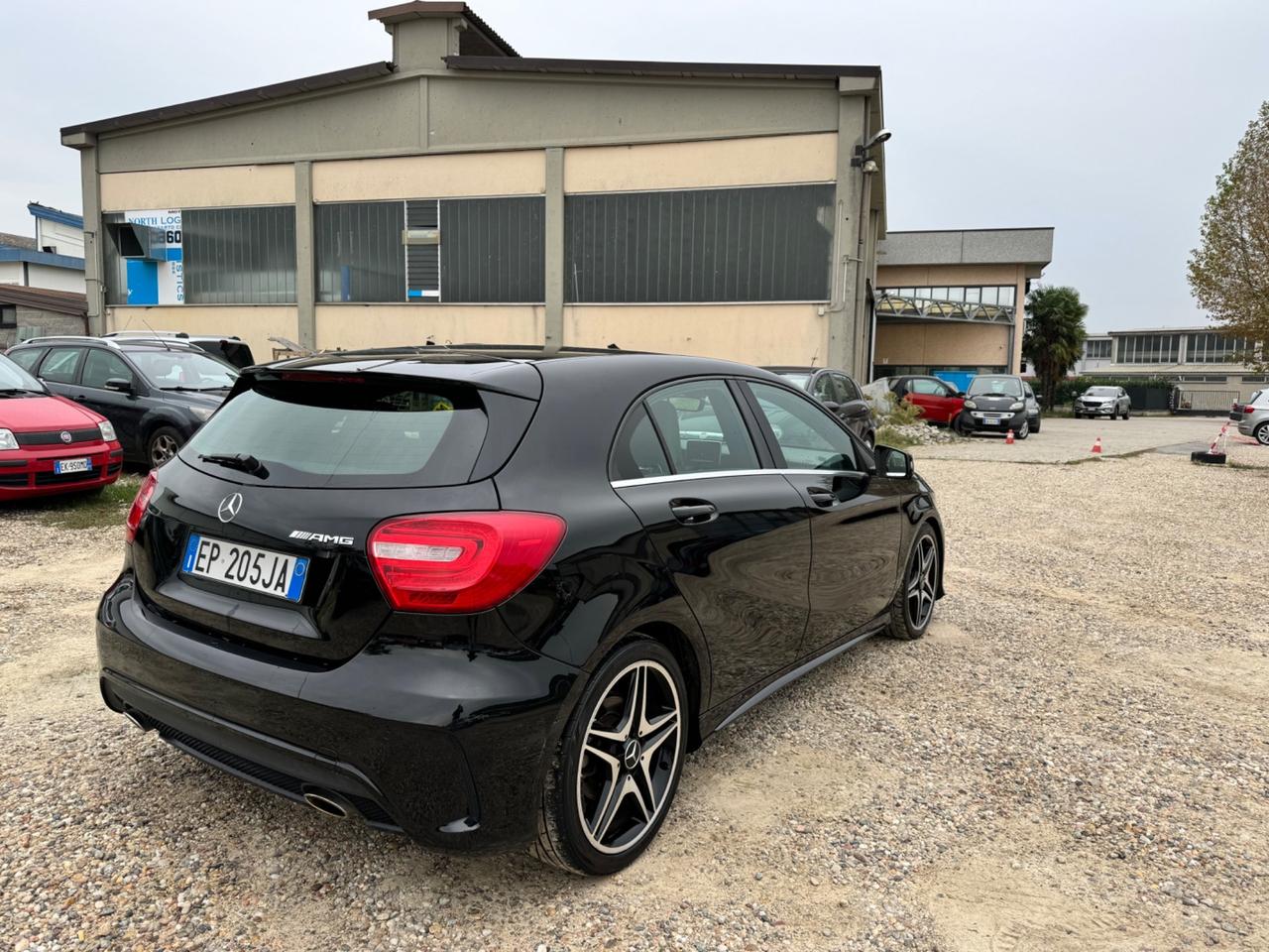 Mercedes A180 benzina Amg 2012