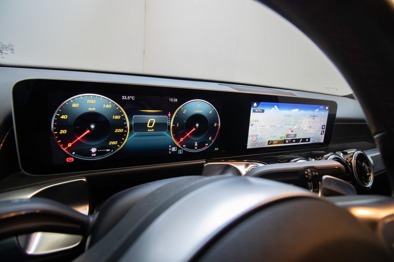 Mercedes-Benz GLB 200 D Premium Amg Night 4 Matic 150cv