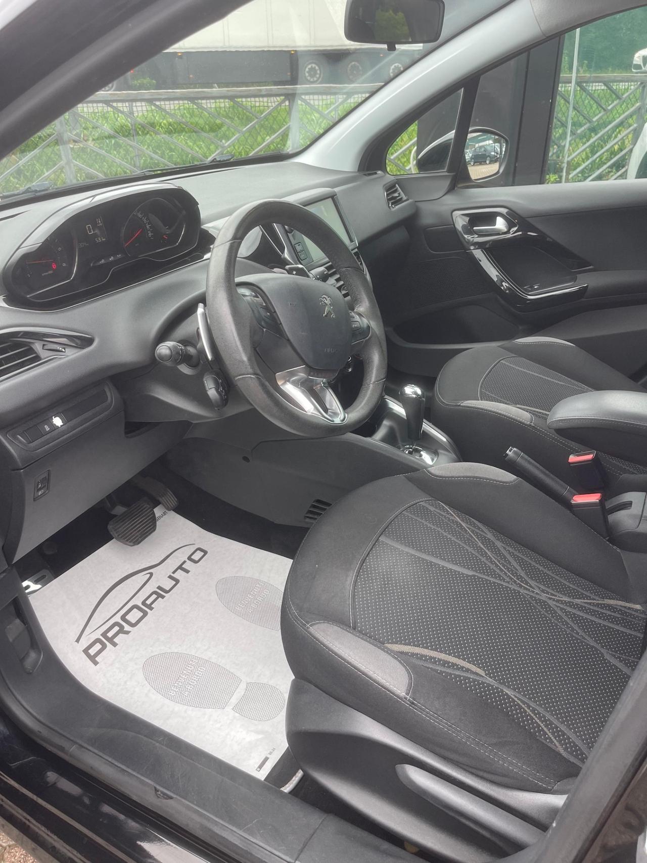 Peugeot 208 1.6 e-HDi 92 CV Stop&Start robotizzato 5 porte Allure