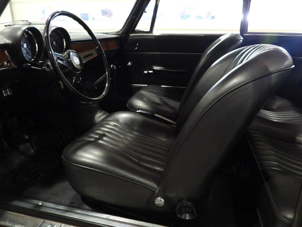 Alfa Romeo Spider GT 1300 JUNIOR TIPO 105.30