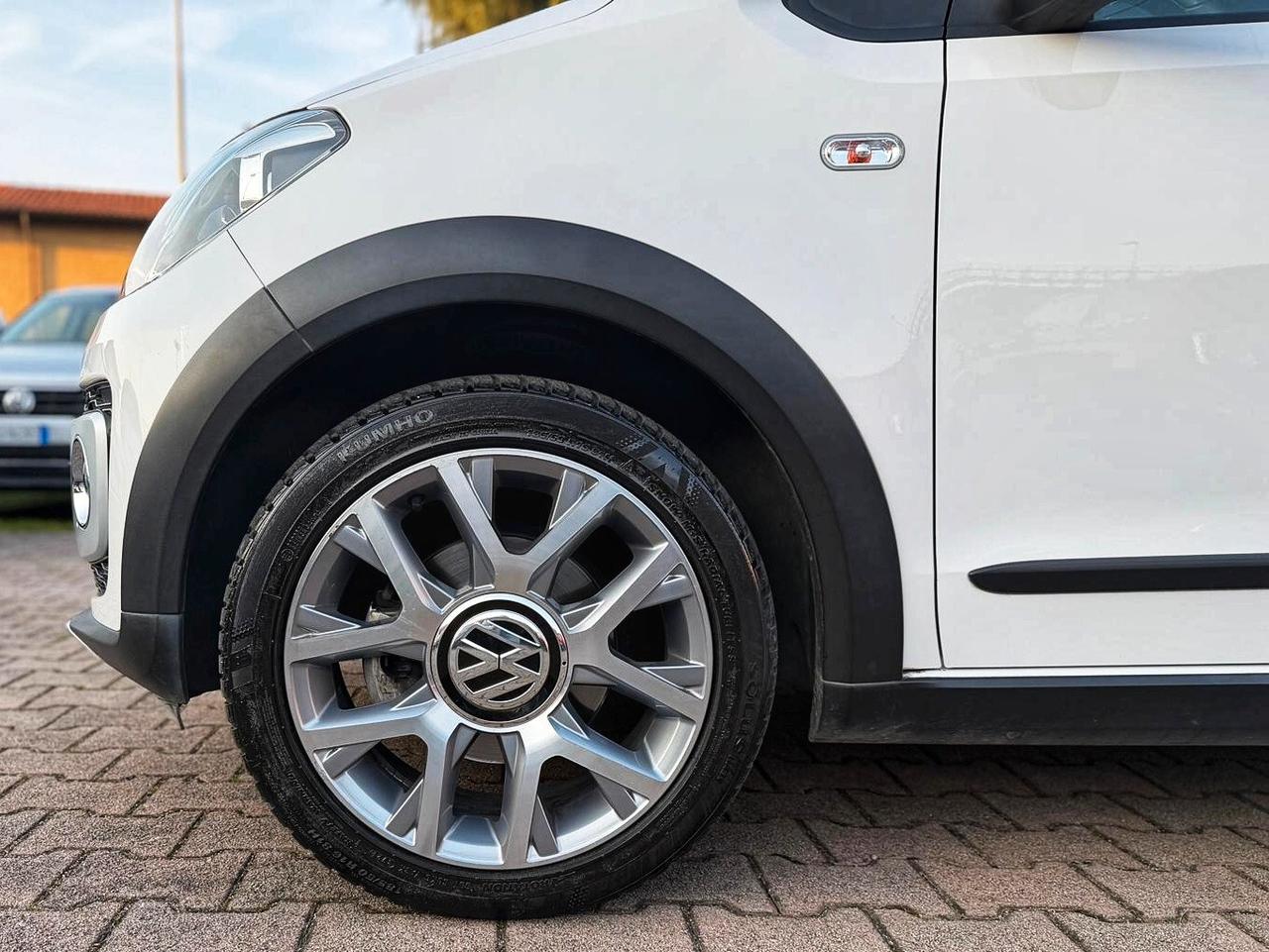 Volkswagen up! 1.0 75 CV 5p. cross OK NEOPATENTATI
