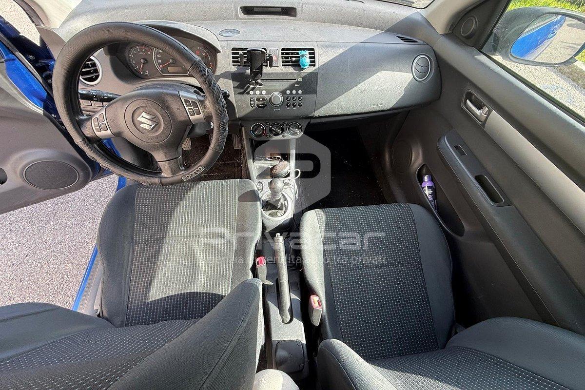SUZUKI Swift 1.3 3p. GL