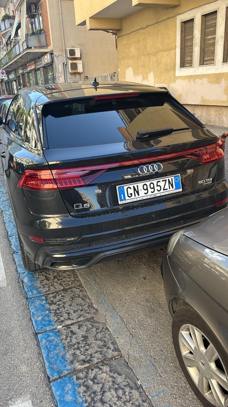 Audi Q8 5.0 TDI quattro tiptronic