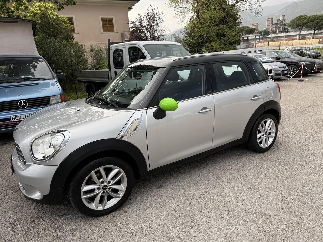 MINI 1.6 COOPER D COUNTRYMAN ADATTA NEOPATENTATI