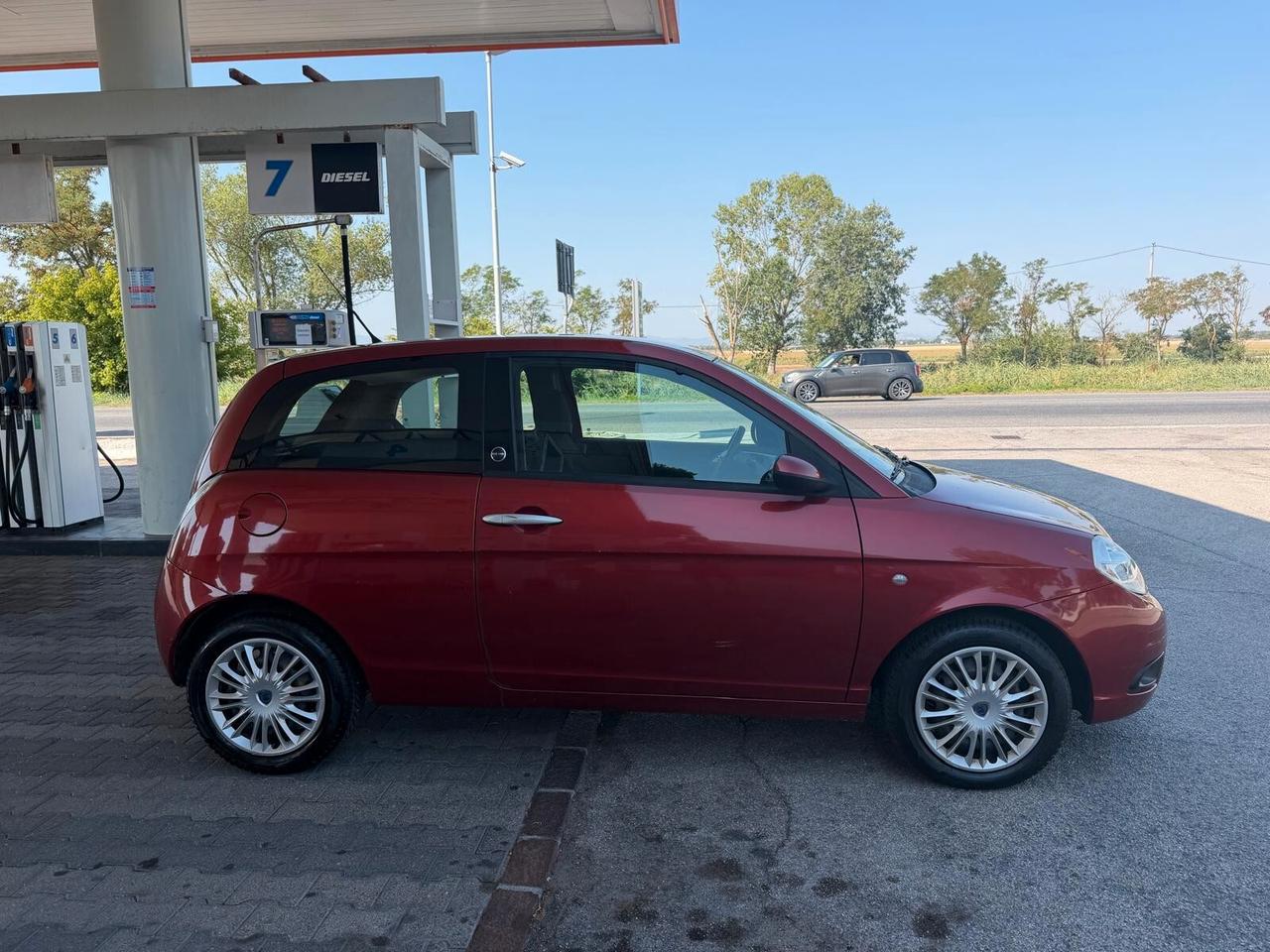 Lancia Ypsilon 1.4 Oro Ecochic GPL