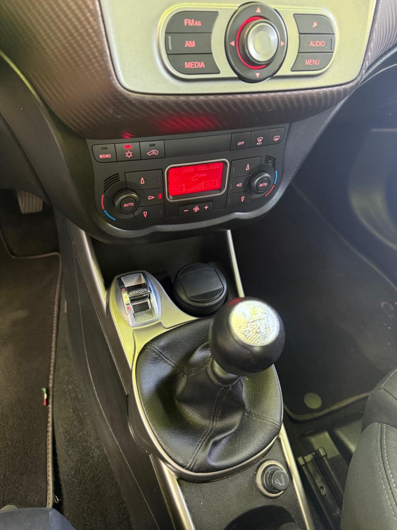 Alfa Romeo MiTo 1.4 T 120 CV GPL Distinctive Sport Pack