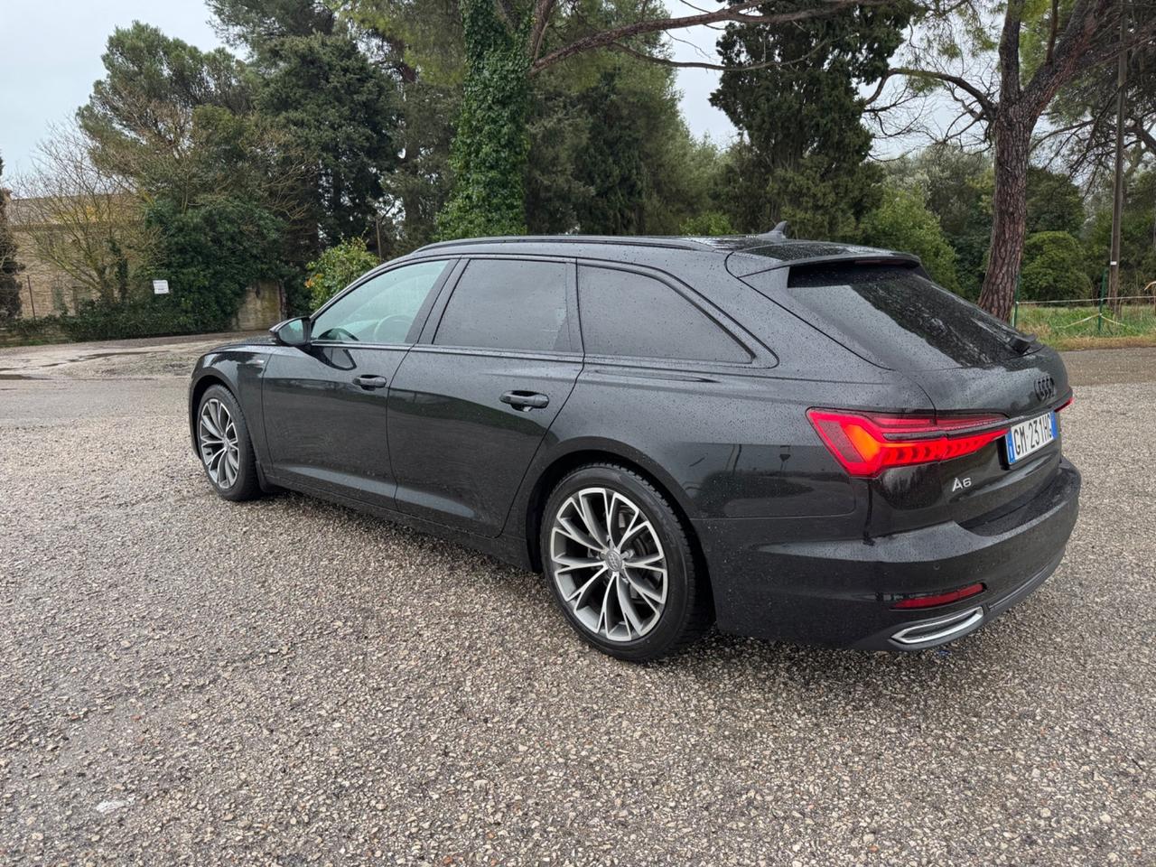 Audi A6 Avant 40 2.0 TDI quattro ultra S tronic Business Plus