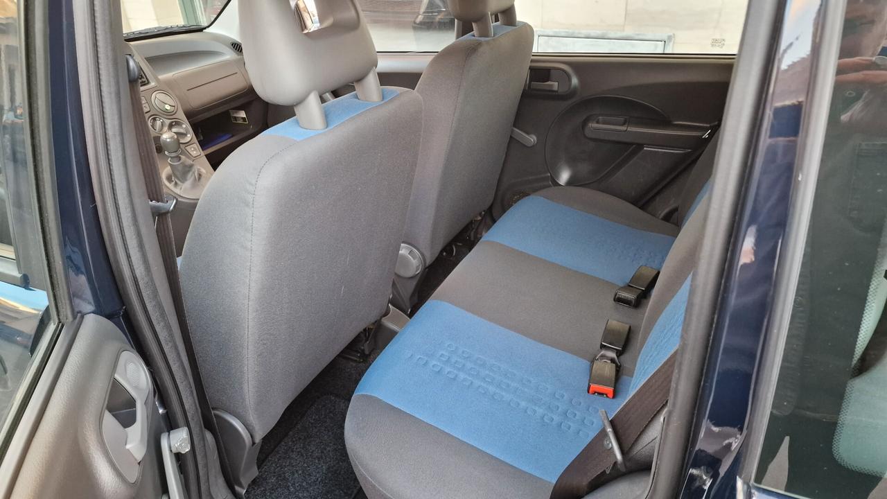 Fiat Panda 1.2 BENZINA - ANNO 2011