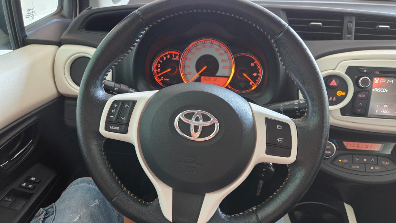 Toyota Yaris 1.3 5 porte Trend unico proprietario
