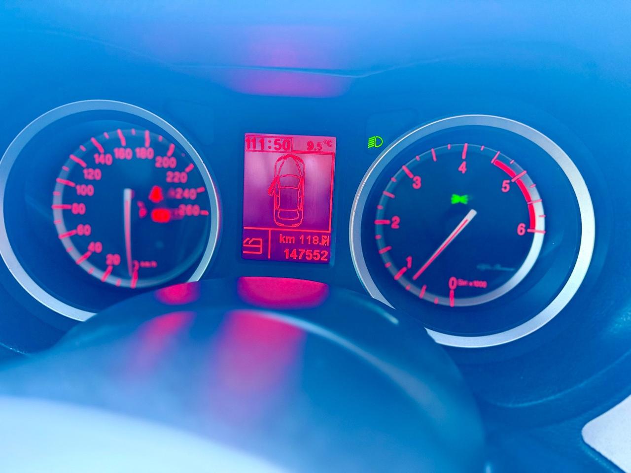 Alfa Romeo 159 1.9 JTDm Sportwagon km 147,000 garanzia 12 mesi