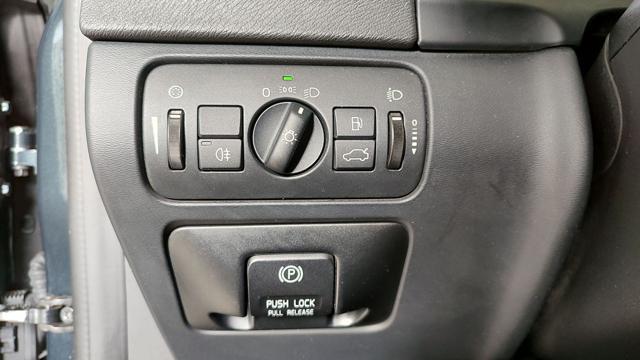 VOLVO V60 D2 1.6 Momentum