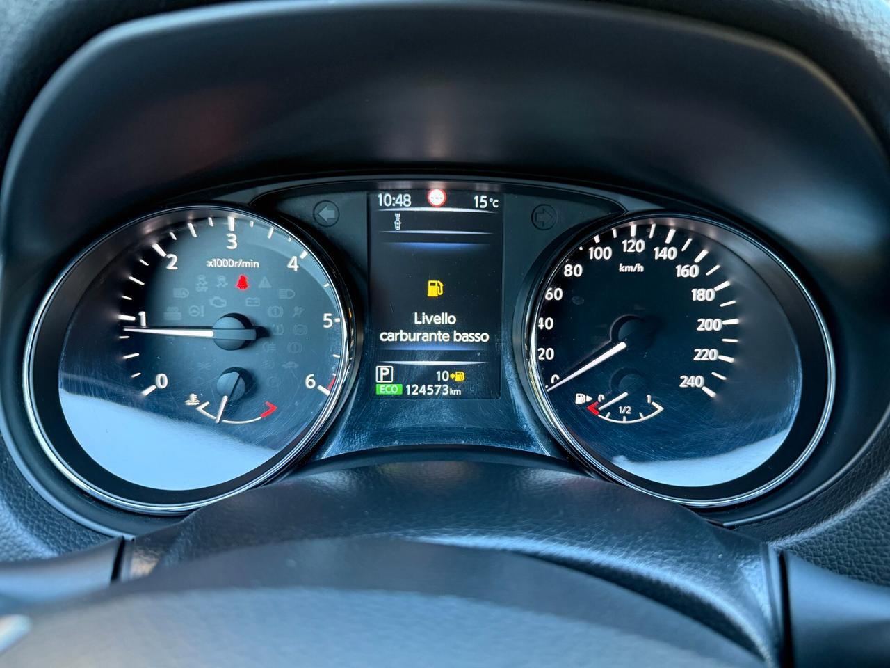 Nissan Qashqai 1.6 dCi 2WD Visia CAMBIO AUTOMATICO