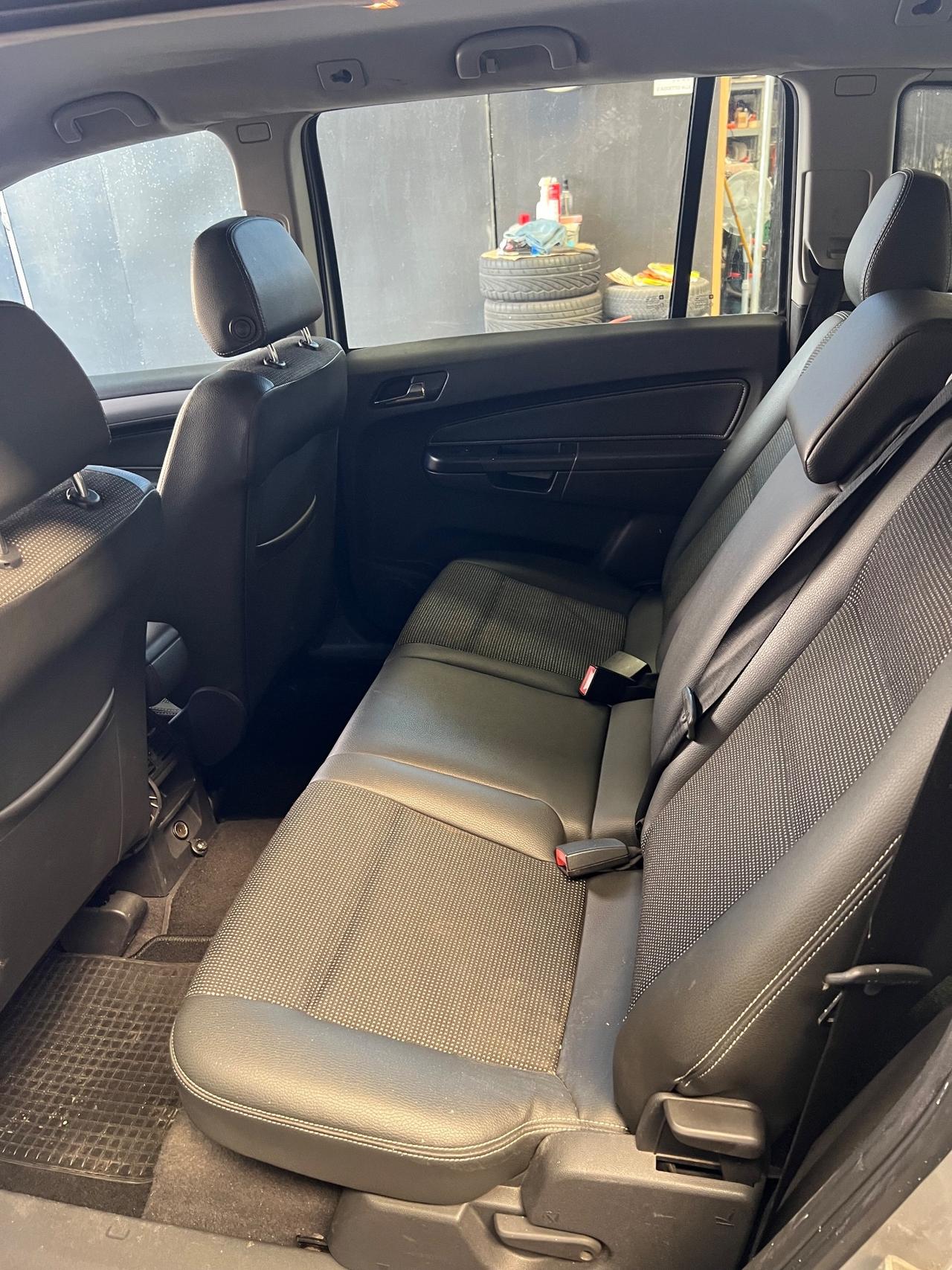 Opel Zafira 1.6 16V ecoM 94CV Cosmo