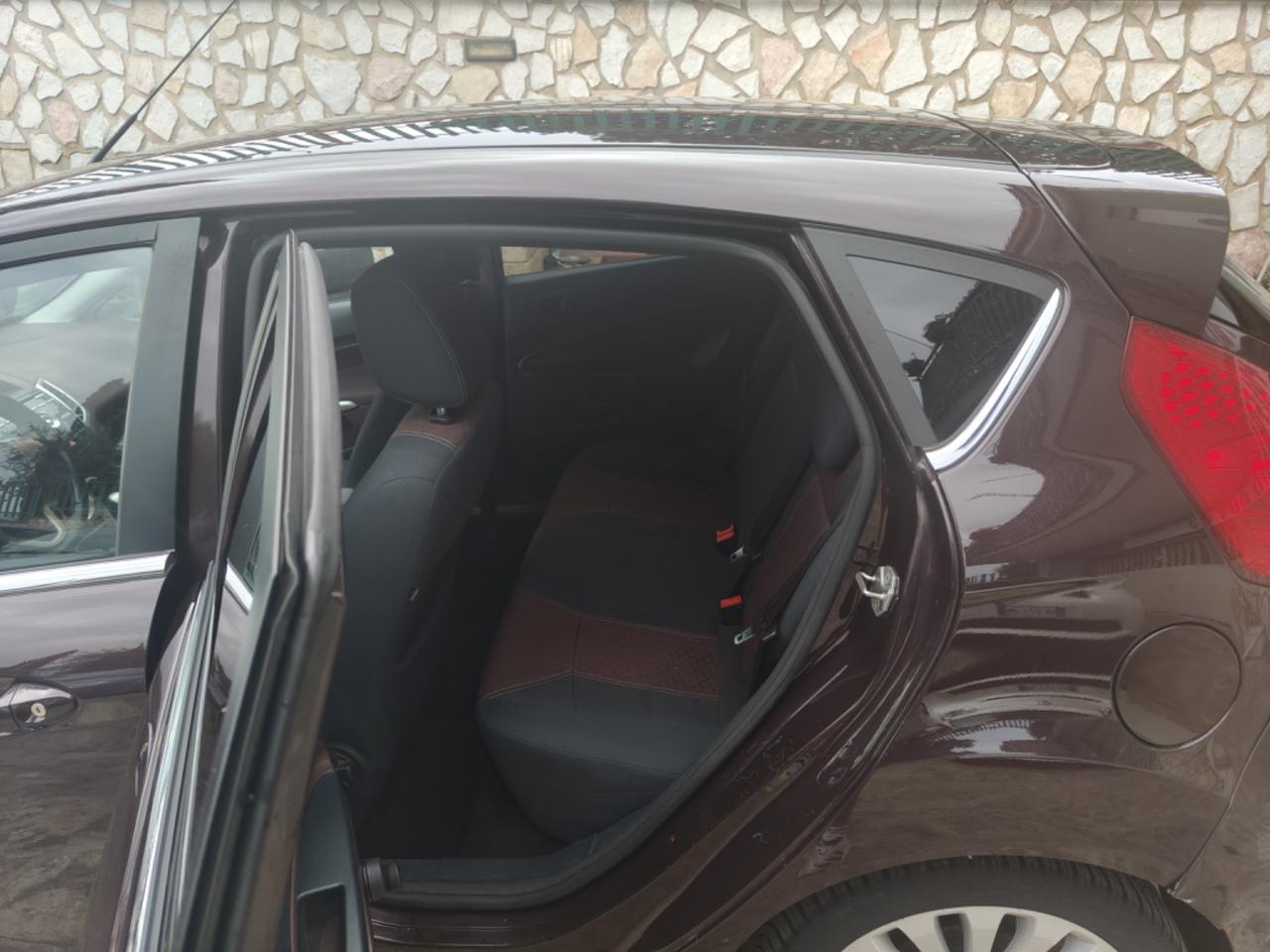 Ford Fiesta 1.6 TDCi 95 CV 5p. Titanium
